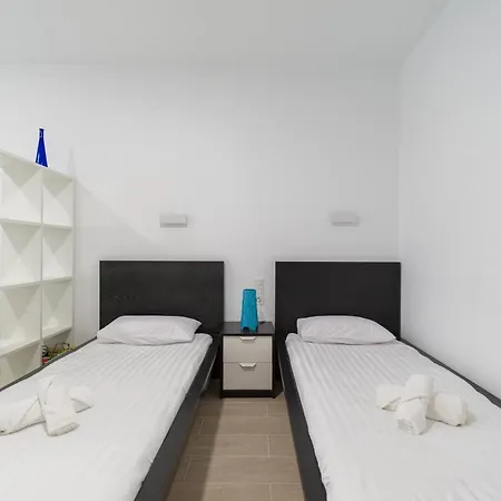 Studio Next To Las Canteras Beach - Wifi