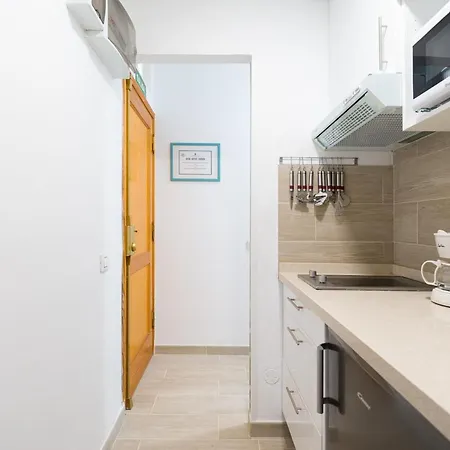Apartment Studio Next To Las Canteras Beach - Wifi *